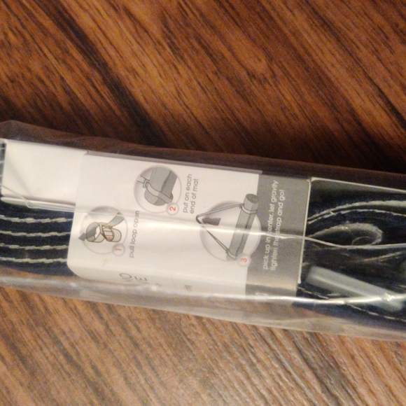 {Manduka} Navy Blue Yoga Mat Sling - Picture 2 of 5